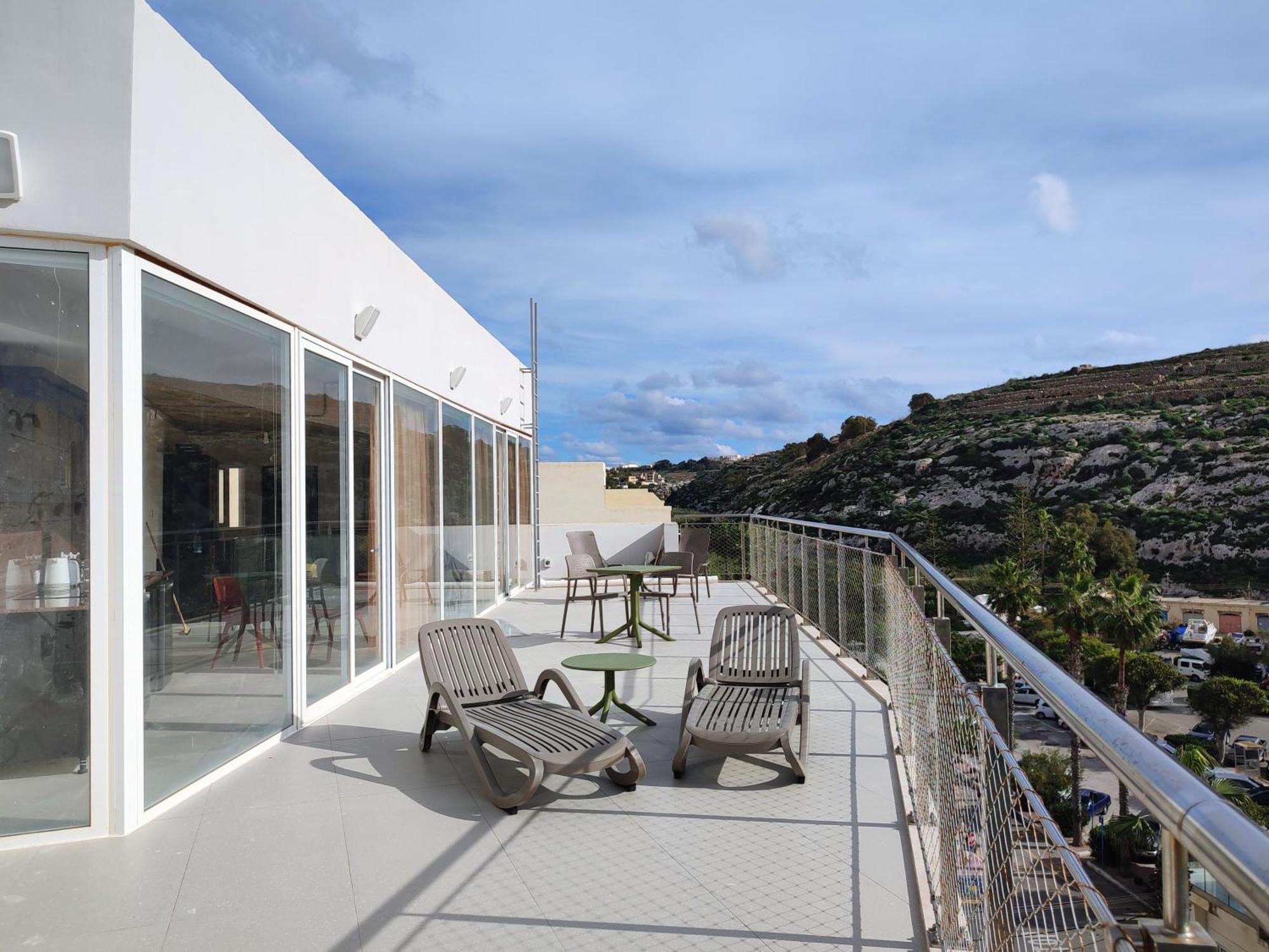 Xlendistays - Centrally Located Seafront Living Holiday Spaces In Xlendi Buitenkant foto